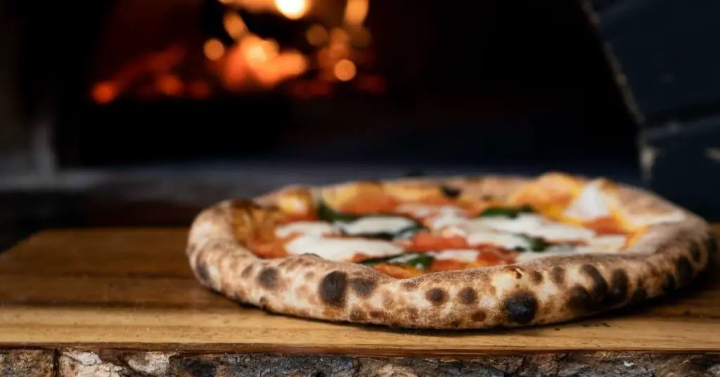 neapolitan pizza oven What’s the Best Wood for a Wood-Fired Pizza Oven? Why Hardwood is Better