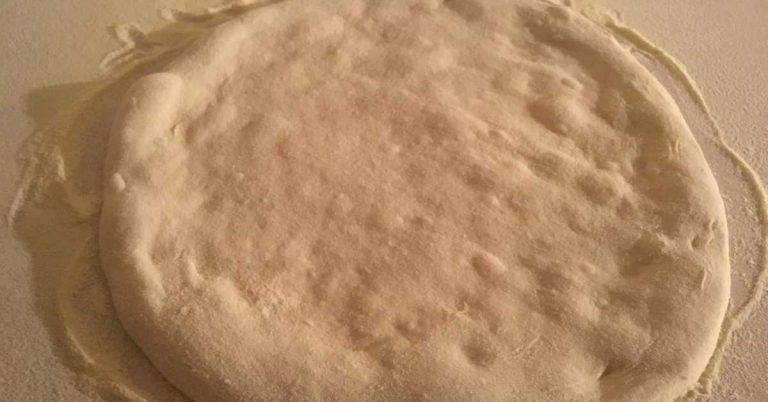 Why Your Pizza Dough Is Too Hard, And How To Make It Stretch Easily