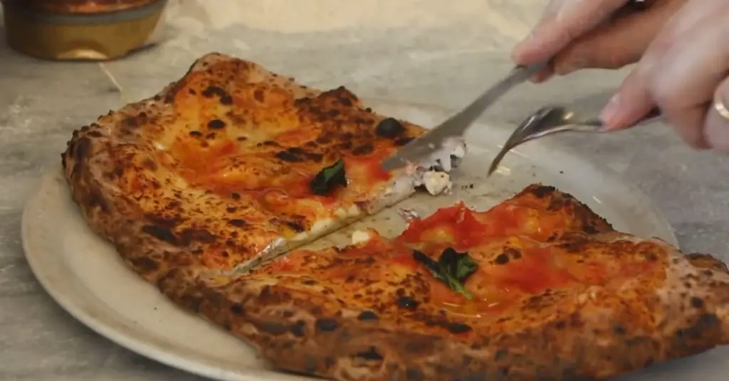 Is A Calzone Just A Folded Pizza? Not Even Close... 10 calzone pizza Is A Calzone Just A Folded Pizza? Not Even Close...