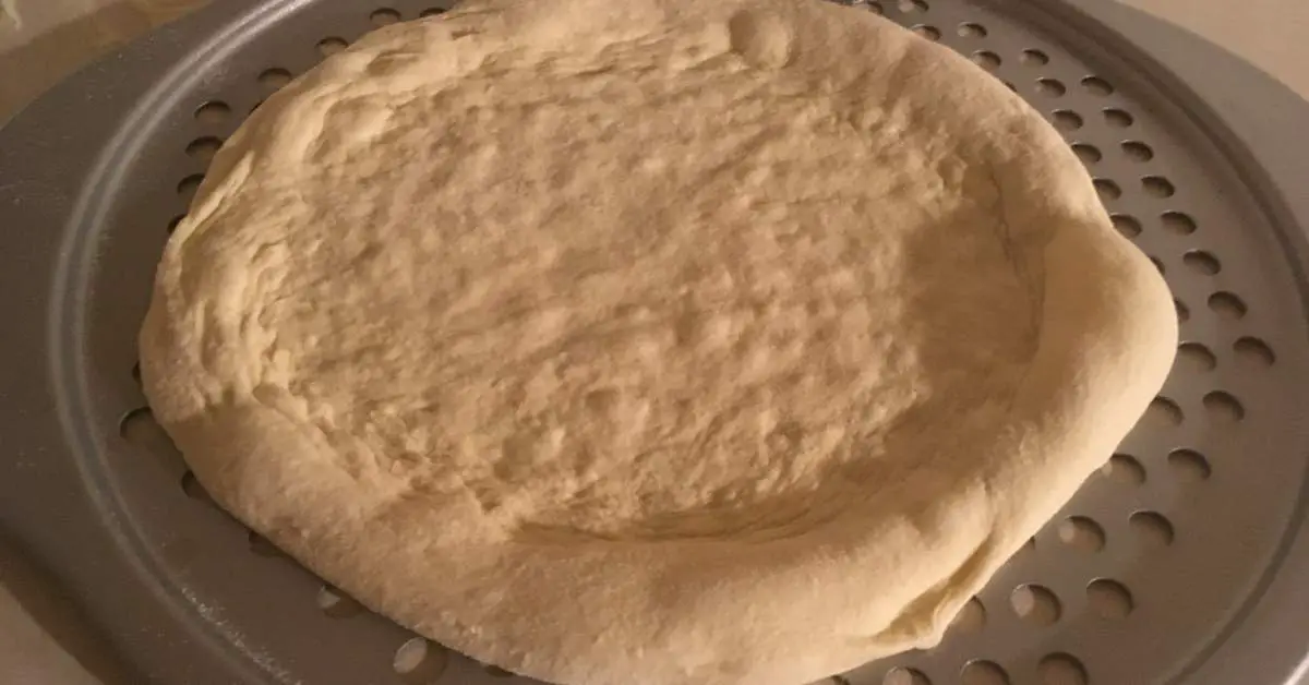 How To Use A Pizza Pan With Holes In It Plus Why They’re Better Than