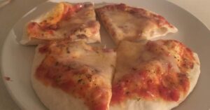 microwave pizza no yeast 1 Quick And Easy Microwave Pizza Recipe - Cooks in 1 minute!