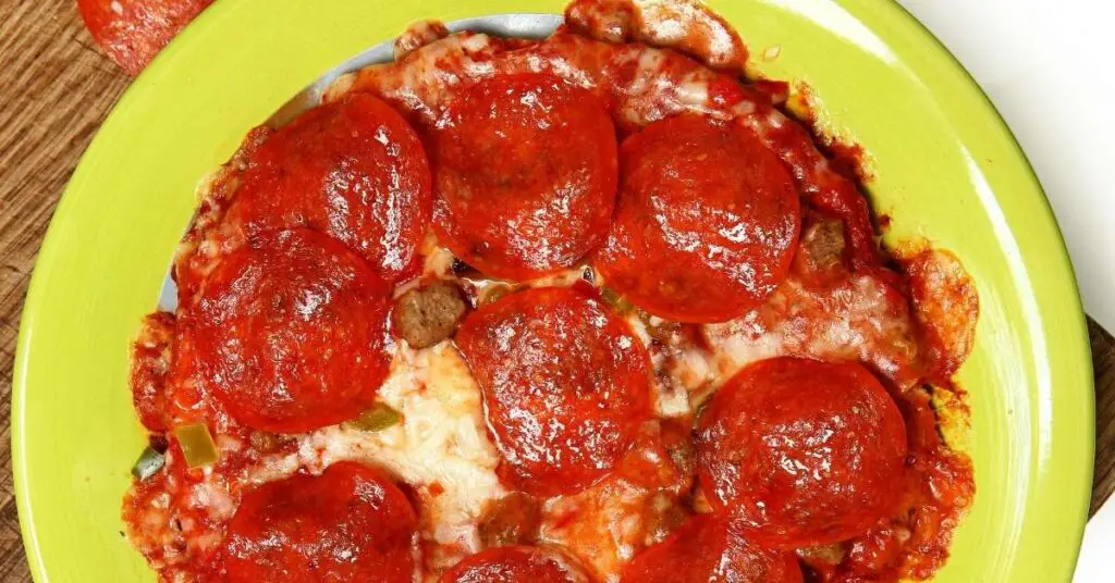 microwaved mini pepperoni pizza Can Pizza Be Cooked In A Microwave? Yes! Try This Easy Recipe Tonight
