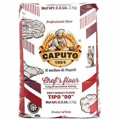 A bag of caputo 00 chef's flour, perfect for making pizza.