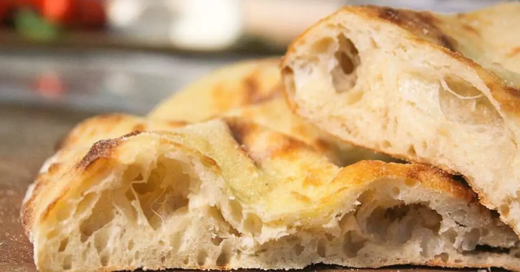 What Does Olive Oil Do To Pizza Dough? 5 white pizza bianca What Does Olive Oil Do To Pizza Dough?