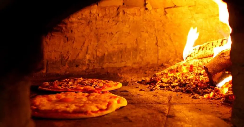 wood fired pizza oven stone Ooni Koda 12 Pizza Oven Review: The World's Most Popular Pizza Oven