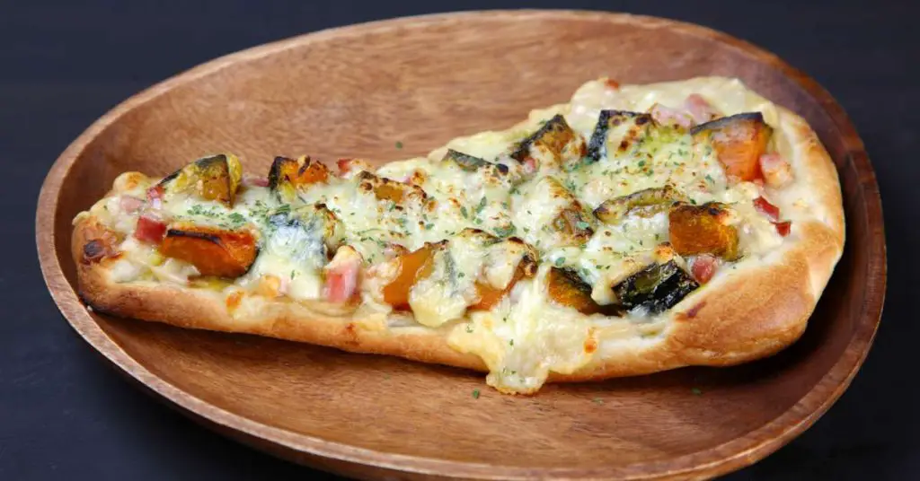 naan pizza What is Pizza? A Comprehensive Guide to (possibly) the World's Most Delicious Food