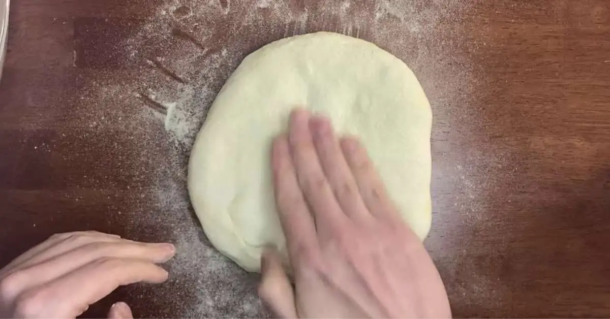 how to hand stretch pizza dough 3 How To EASILY Hand Stretch Pizza Dough For Amazing Homemade Pizza