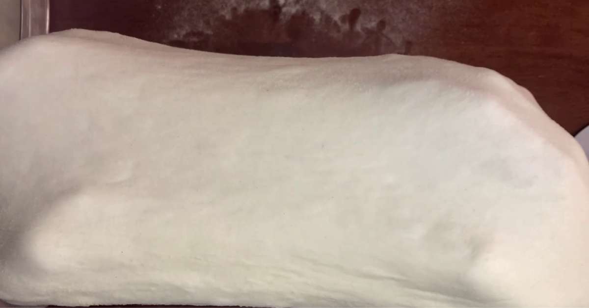 how to hand stretch pizza dough 6 How To EASILY Hand Stretch Pizza Dough For Amazing Homemade Pizza