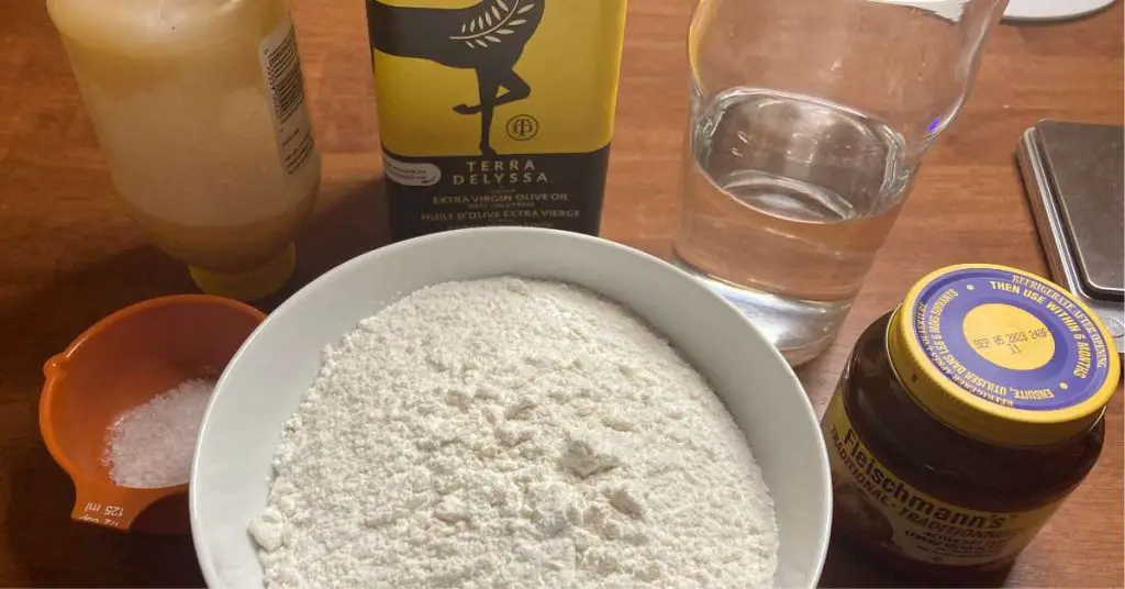 homemade pizza dough ingredients