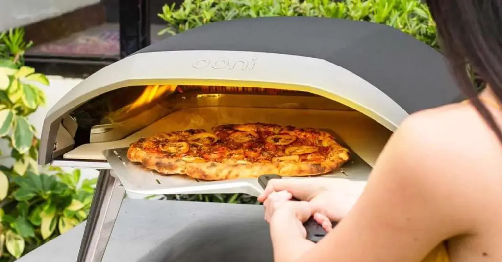 using ooni koda 16 pizza oven Ooni Koda 16 Outdoor Gas Pizza Oven Review