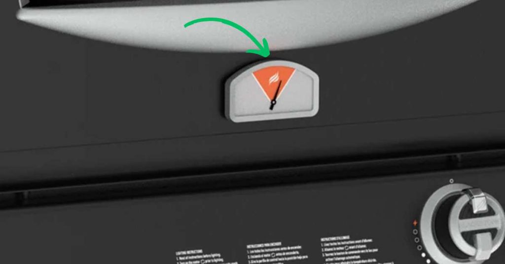 Blackstone Propane Pizza Oven Review (New 2023 Model) 5 An arrow pointing to the thermostat on the blackstone propane pizza oven.